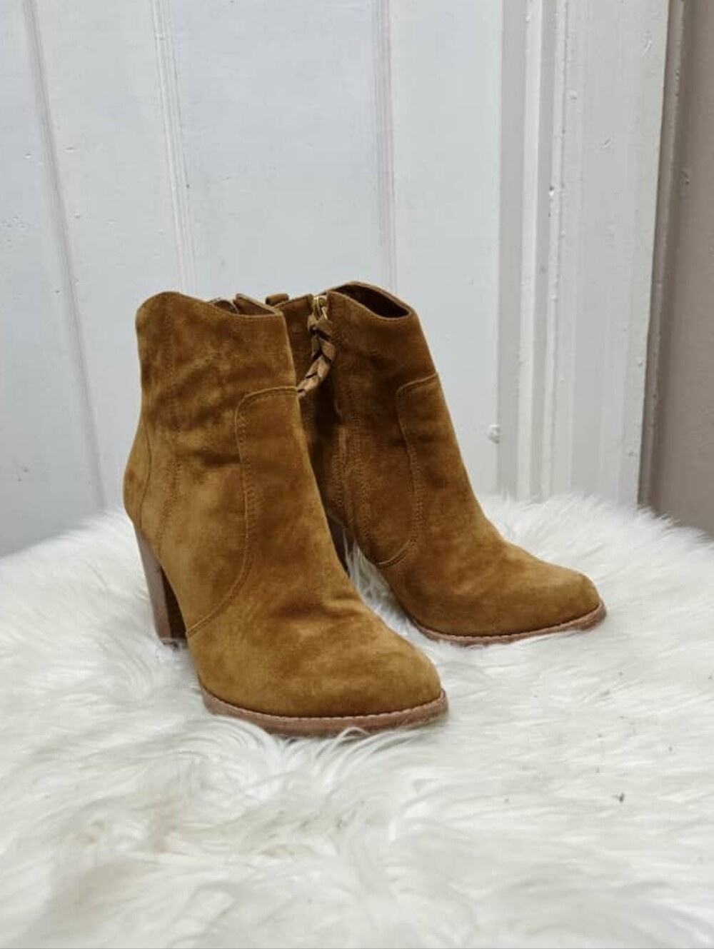 Joie Dalton Suede Ankle Boots - Chunky Block Heel Women's Size 6